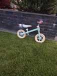 Bicicleta fara pedale 2-4 ani