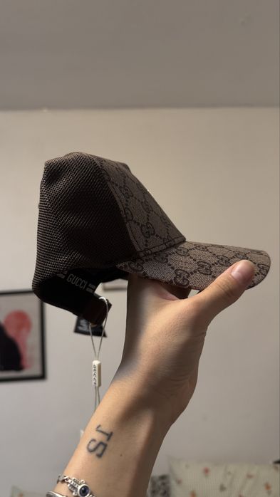 sapca adidas x gucci