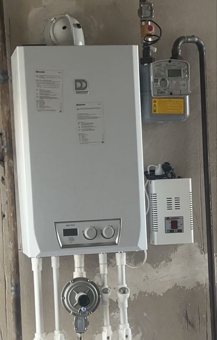 Продам двухконтурный котел турецкий