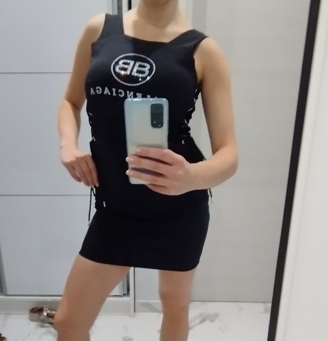 Черна рокля Balenciaga
