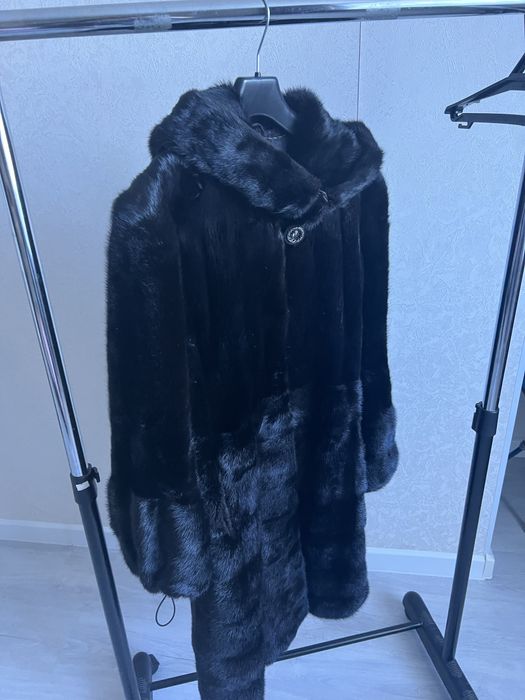 Норковая шубу продам