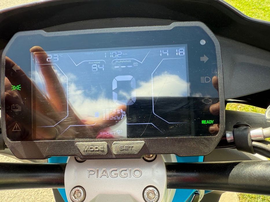 Vand Scuter Piaggio 1 Active - Electric - Permis Categoria B