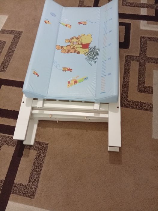 Masă de înfășat Ikea