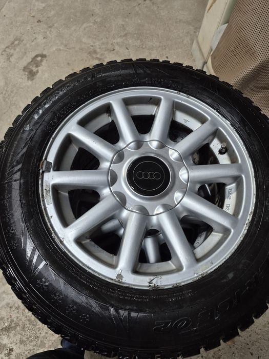 Продам Диски с Резиной на Ауди 195/65/15