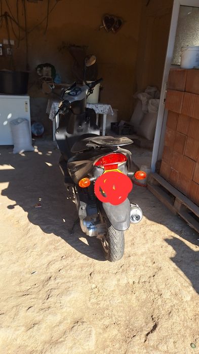 Vand scuter de 49