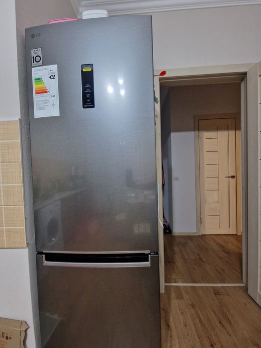 Холодильник LG GC-B459MLWM серый
