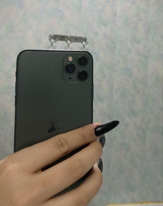 iphone 11pro max  256гб