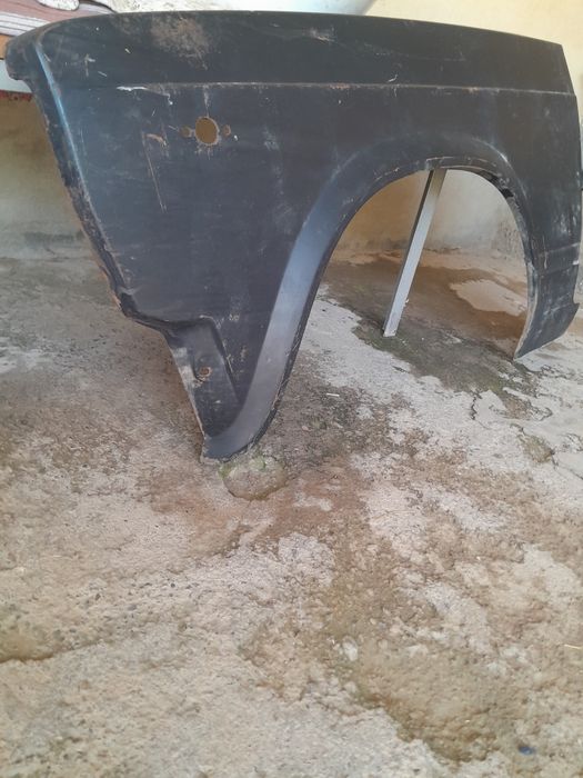 Продаю переднее левое крыло