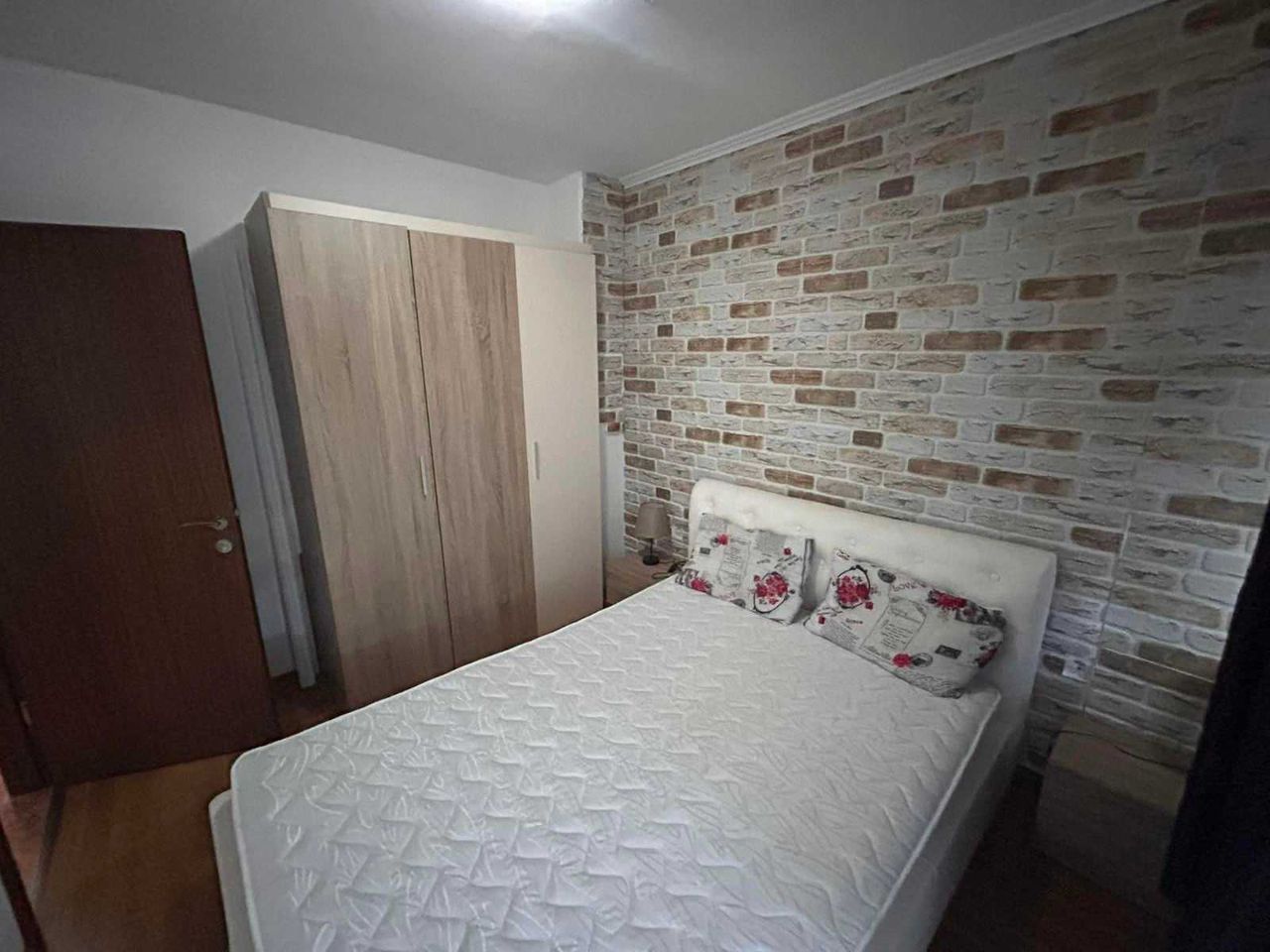 Дава се под наем Двустаен апартамент в Свети Влас - 55 кв.м за 300 € - Снимка #2