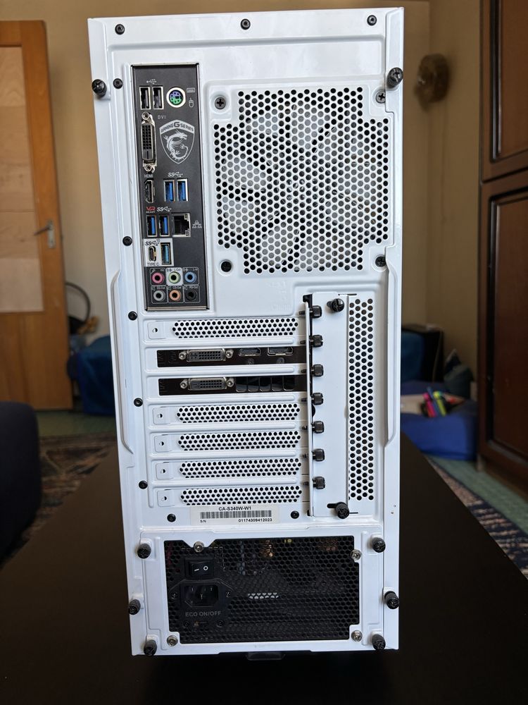 PC construit pe piese