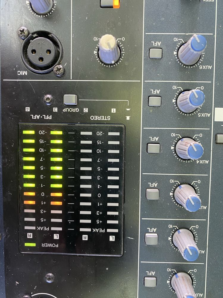 Yamaha MG 24/14FX cu efecte