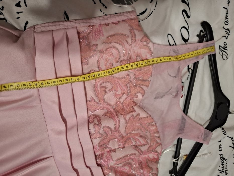 Rochie ocazie deosebita