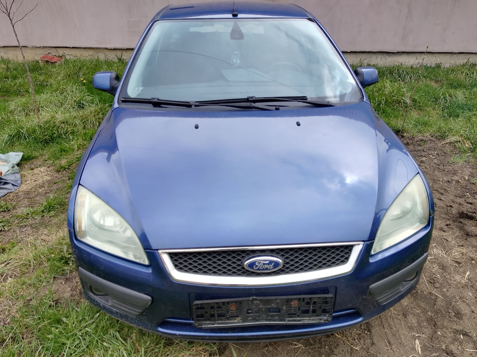 Dezmembrez ford focus 2 1,6 tdci 109  2006