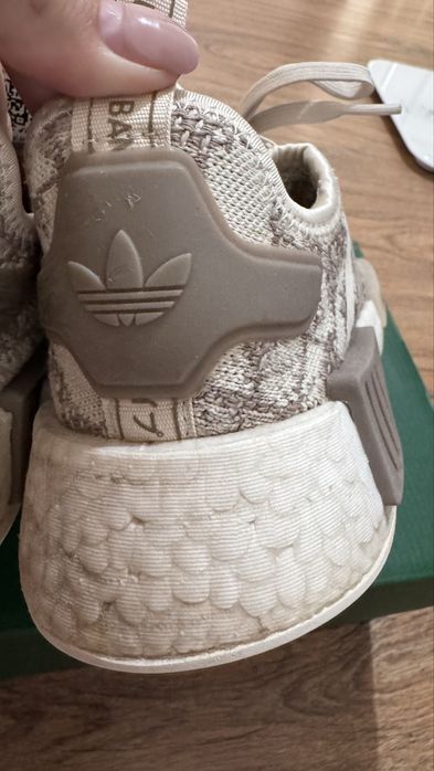 Продам кросовки Adidas.  Оригинал.