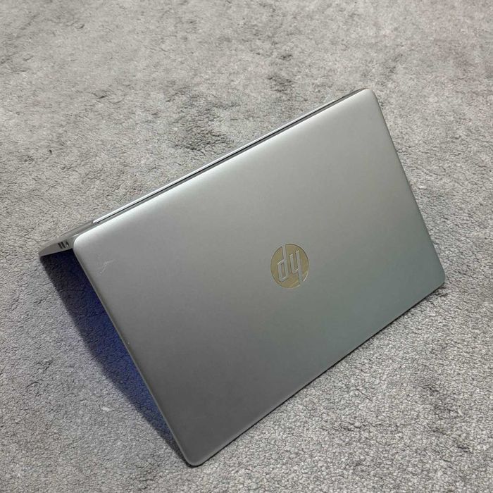 Ноутбук HP Laptop 15 | AMD Ryzen 3 5300 | M2 256GB SSD | DDR4 8GB