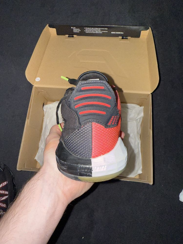 Incaltaminte Baschet Adidas Dame 6