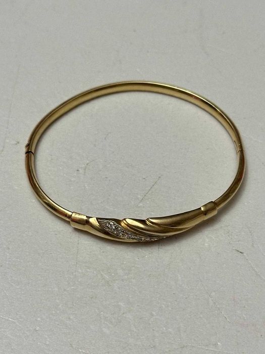 BRATARA AUR 14K - Model Bangle - Grecia - 8.6g. - 375lei/gr. !
