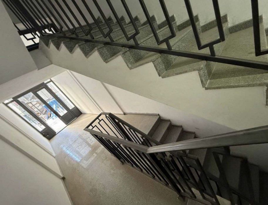 Квартира продается 3/9/10 на жк Viaport