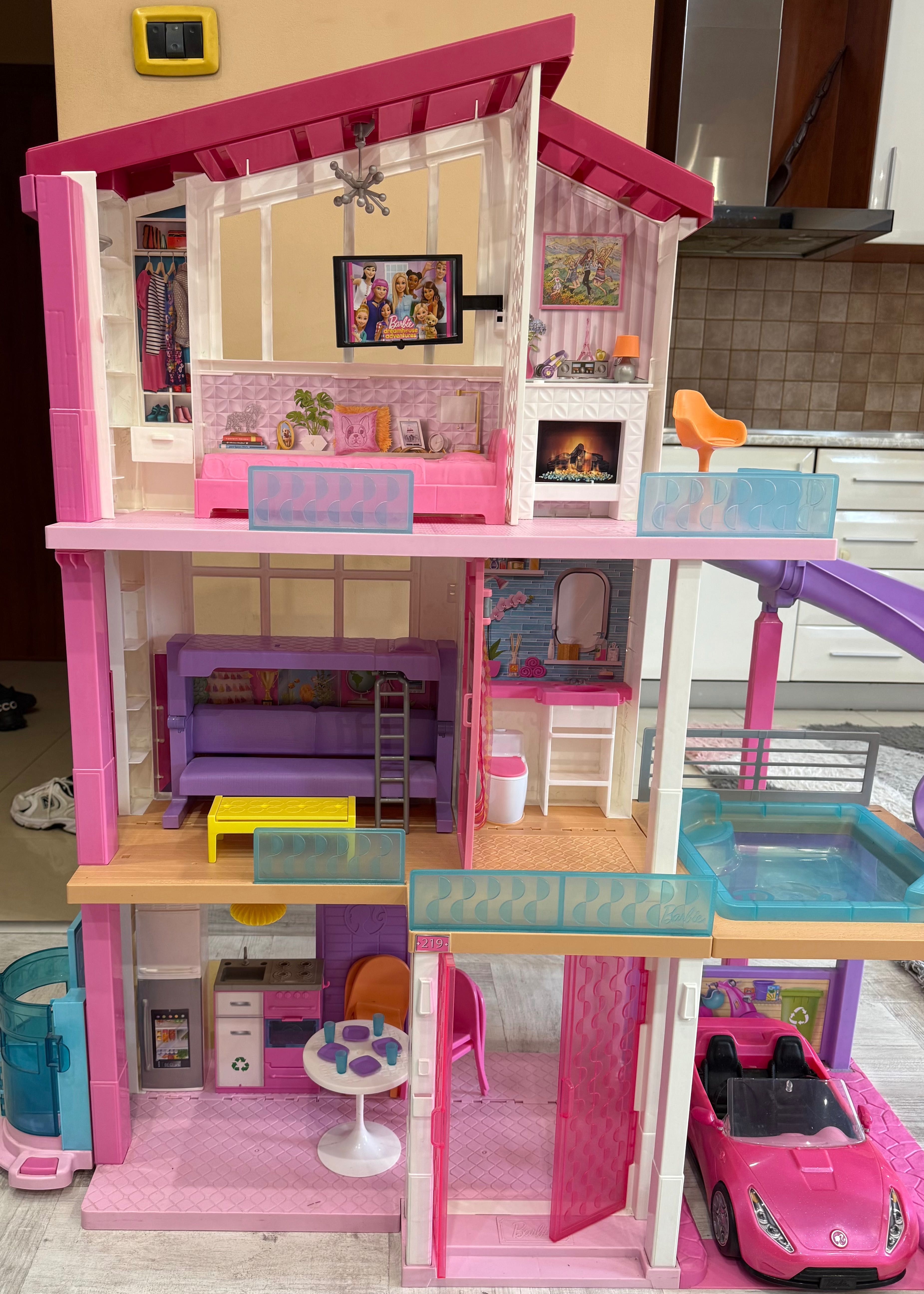 Къща за кукли Барби. Barbie