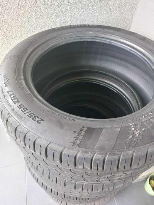 Vând cauciucuri de vară pentru Suv.