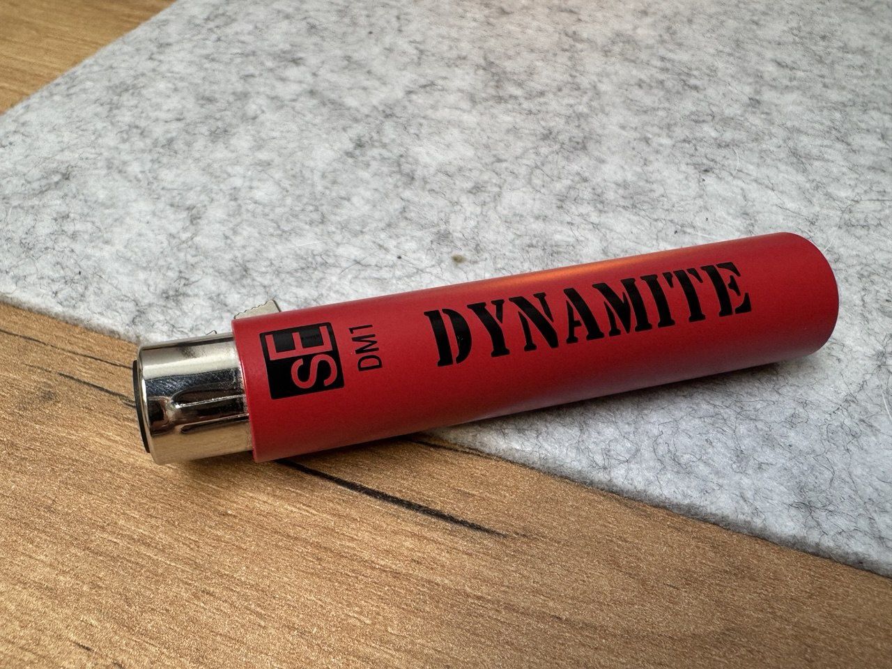 Микрофонный предусилитель sE Electronics DM1 Dynamite