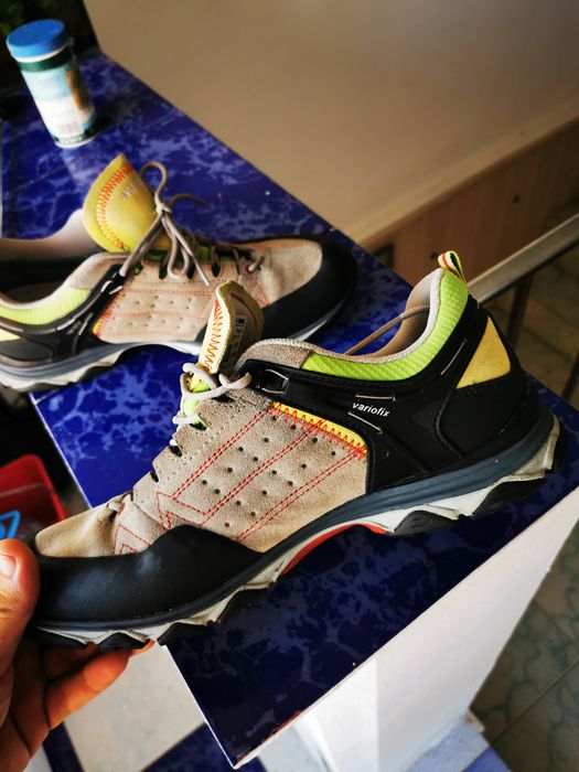 Vand pantofi de munte Meindl marime 42 variofix goretex stare foarte b