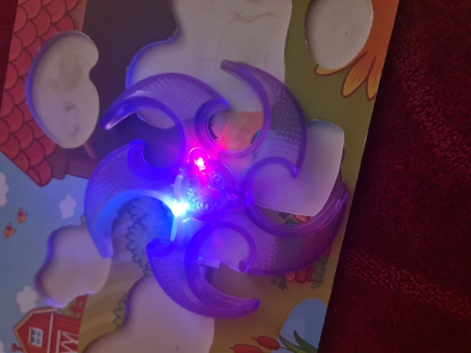 Jucarii, preturi diferite. Detalii in privat.Modific pretul pt comenzi