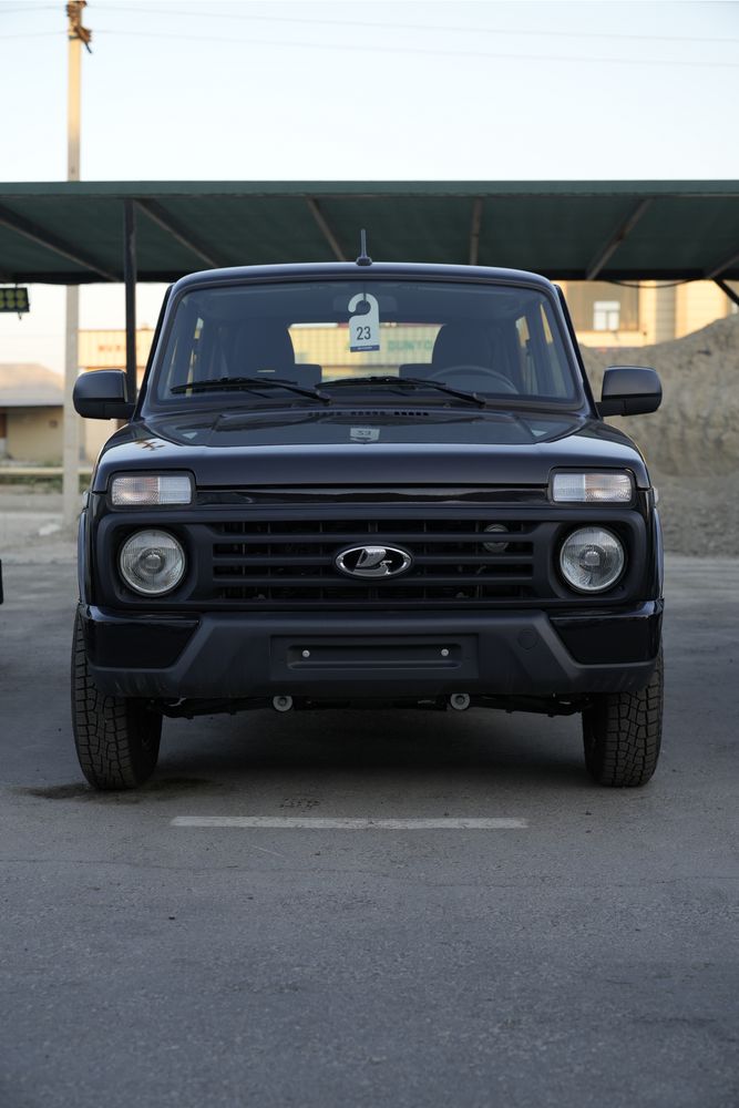 Lada Niva Legend