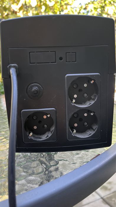 UPS Braun Group 1000VA 600w