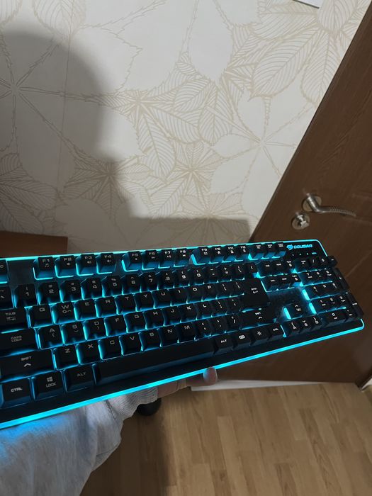 Клавиатура Марка:COUGAR