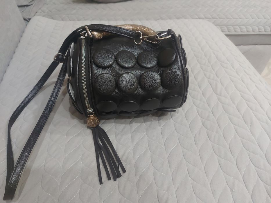 Отдам за шоколадку