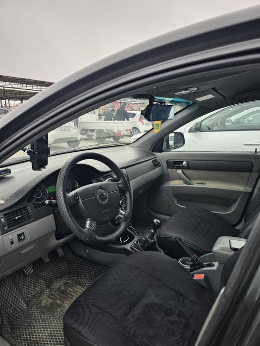 Жентра мокрый асфальт.