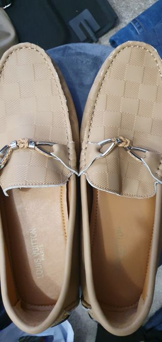 Scalpi Louis Vuitton piele 44