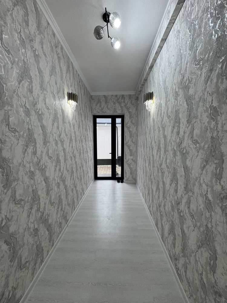 Сергели юкори дархон коттедж.5 та хона .1.1 сотих.мошина бозор яқин