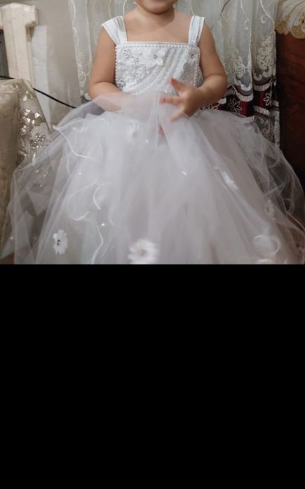 Белые платья б/у