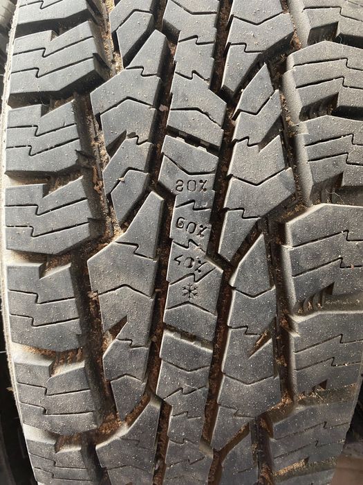 Nokian ROTIIVA AT 235/75/15