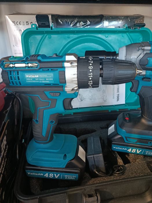 Set autofiletanta și mașină de înșurubat cu impact