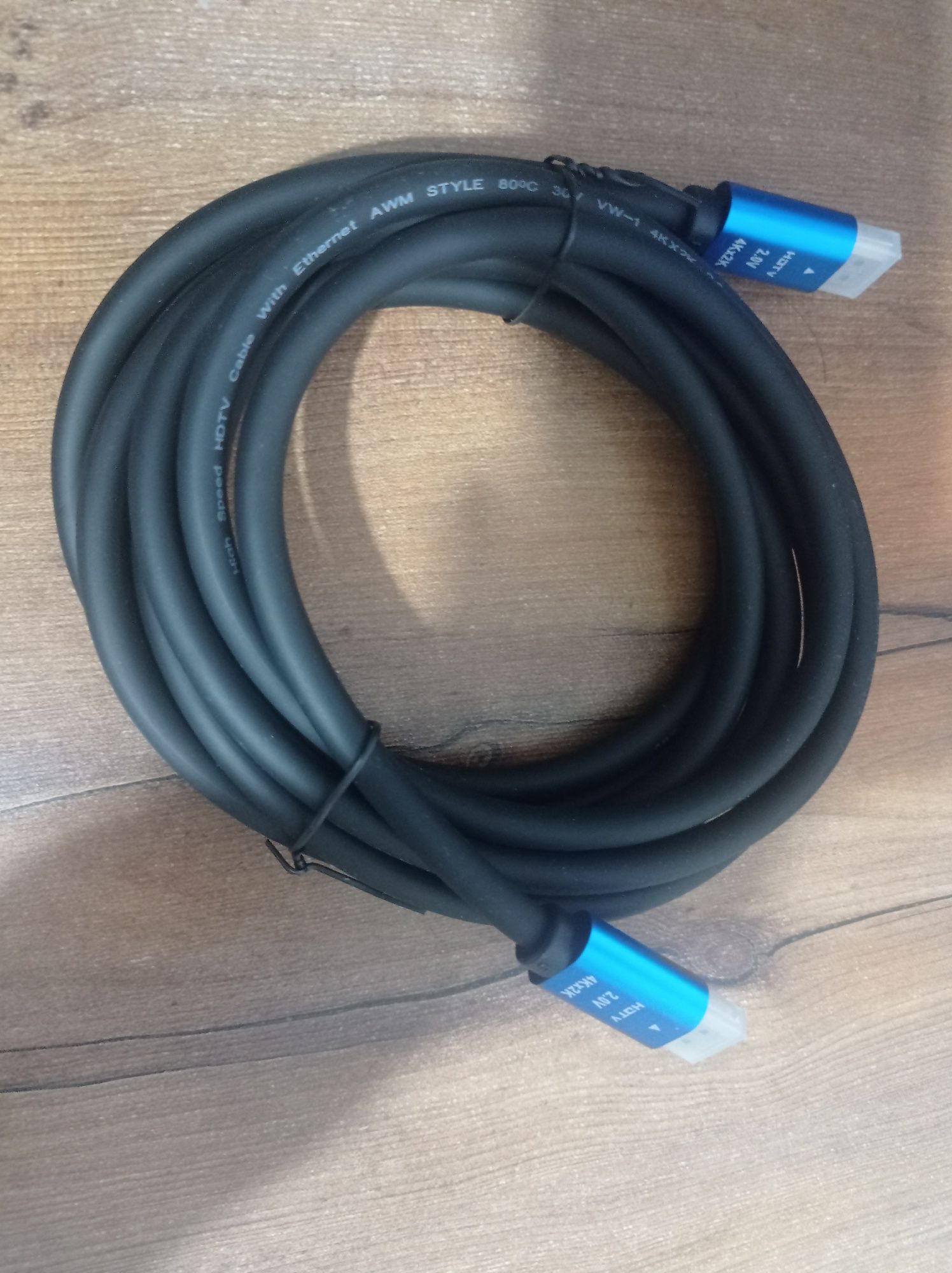 Кабель HDMI-HDMI 3 метра новое