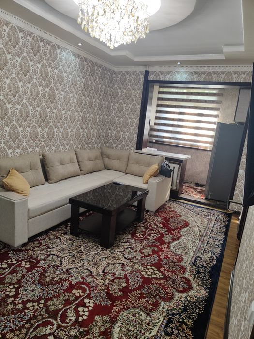 Chilonzor 17 kvartal "Al Xorazmiy" krugi yonida kvartira