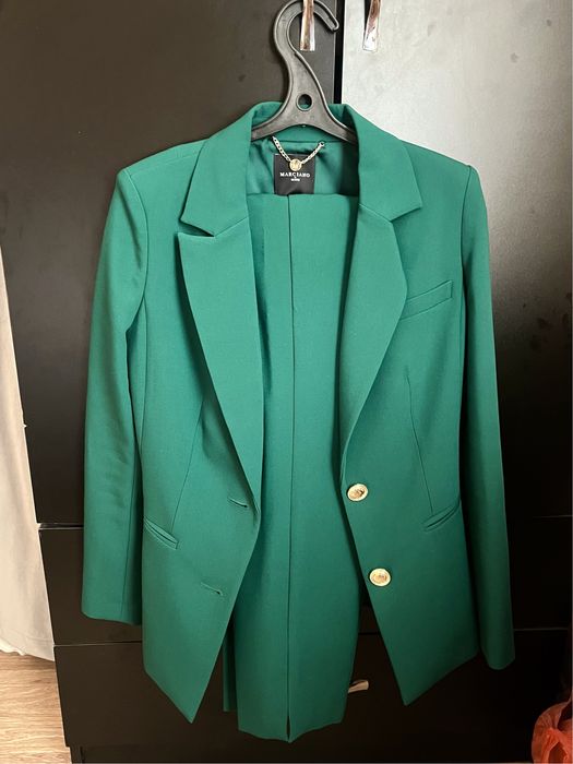 Костюм женский двойка классика