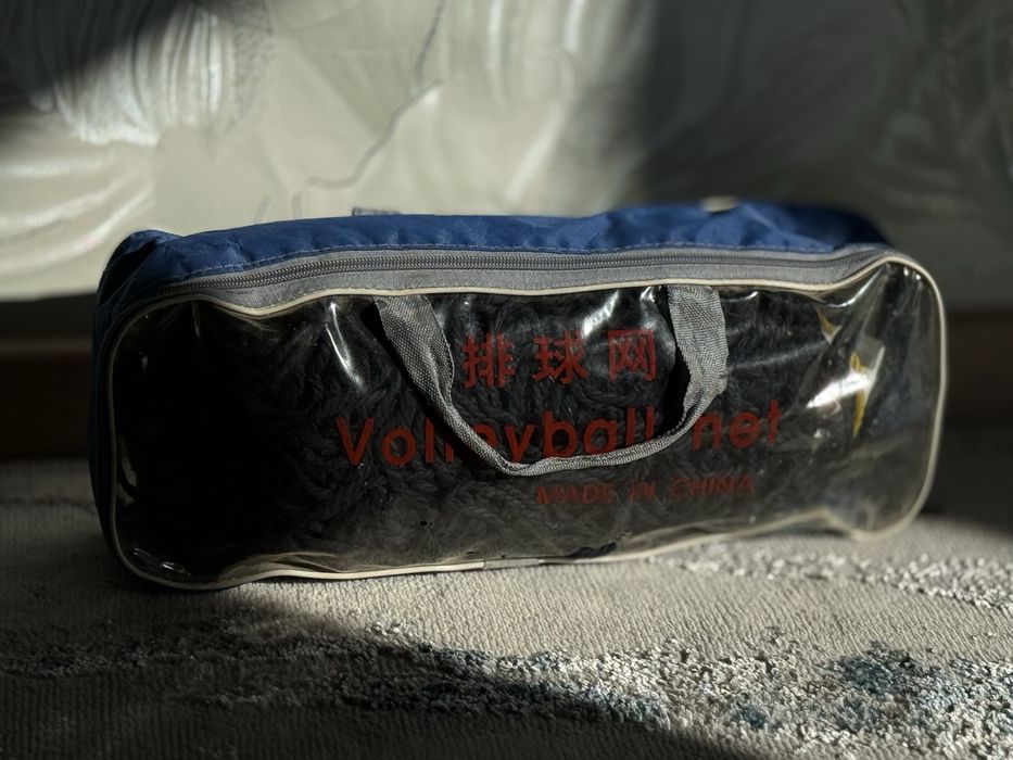 Волейбольная сетка.