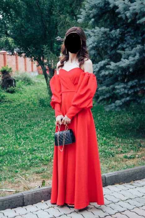 Элегантное вечернее платье