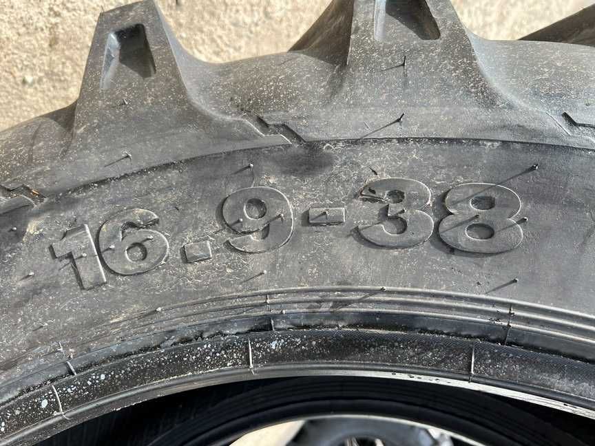 16.9-38 pentru tractor spate cauciucuri cu 14 pliuri noi cu garantie