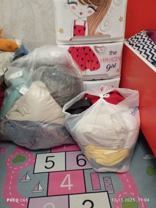 Отдам вещи,сапоги