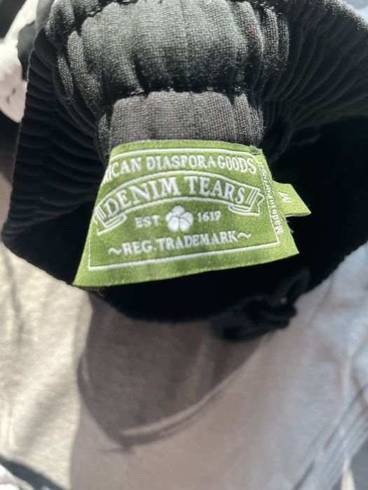 pantaloni scurti denim tears