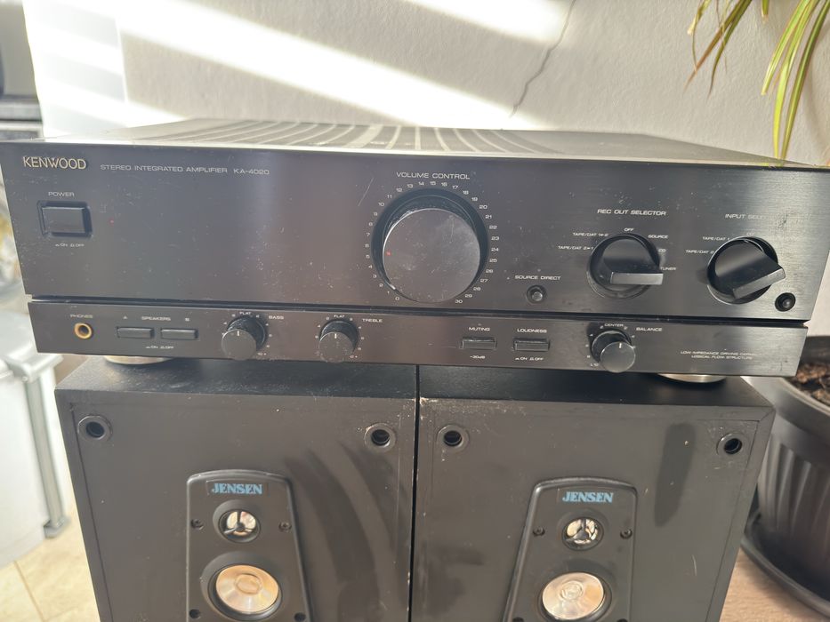 Тонколони с усилвател