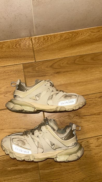 Balenciaga Track beige
