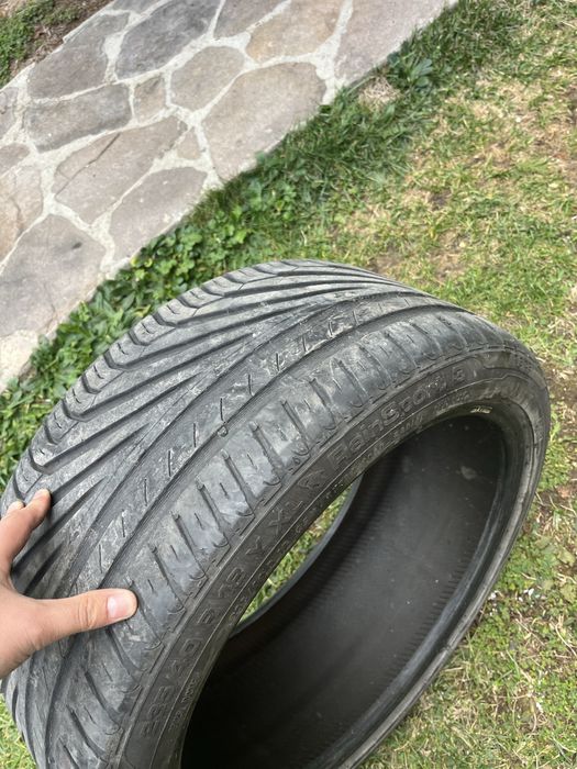 Гума Uniroyal 235/40 R18  дот 19