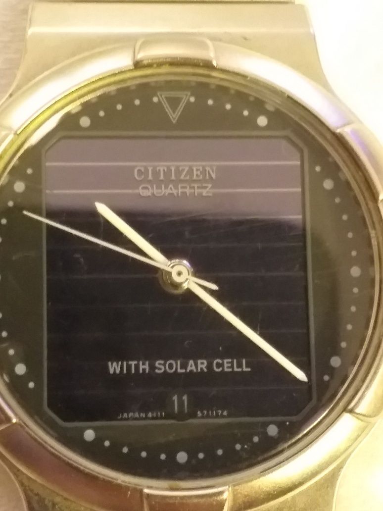 Citizen quartz 4111 solar