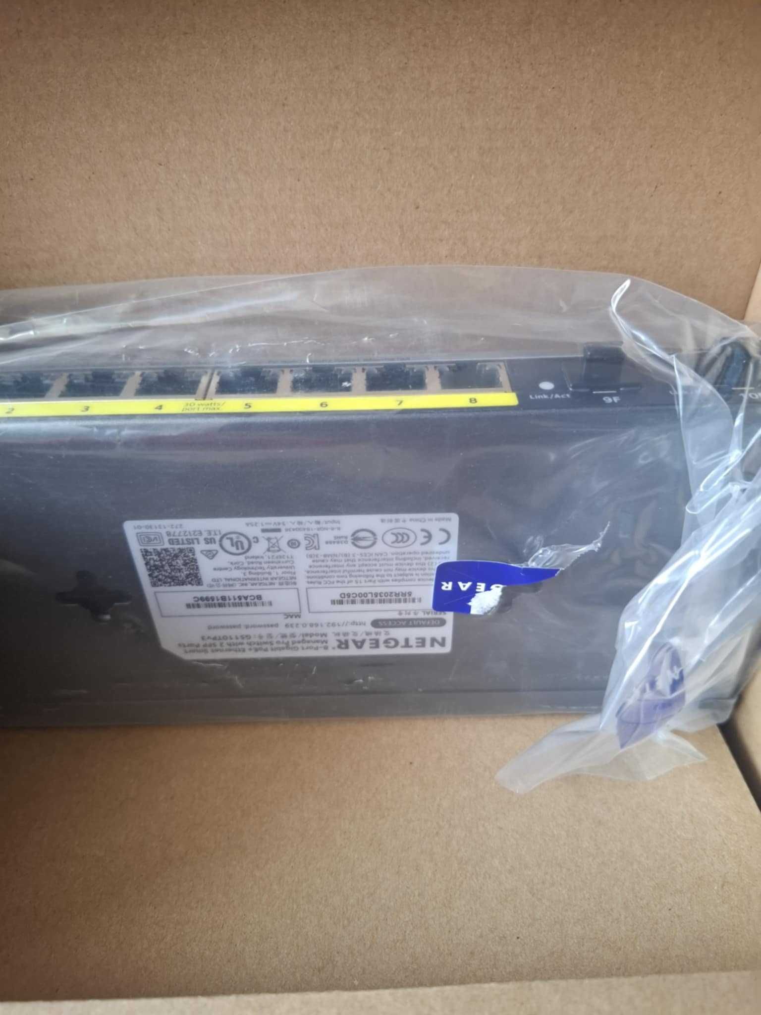 Суич Netgear GS110TP-300EUS 50% под цената